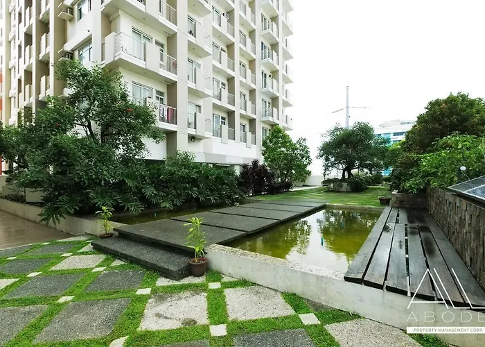 Modern Zen 1-bedroom With Balcony *