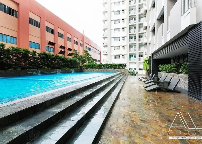 Modern Zen 1-bedroom With Balcony Apartment *